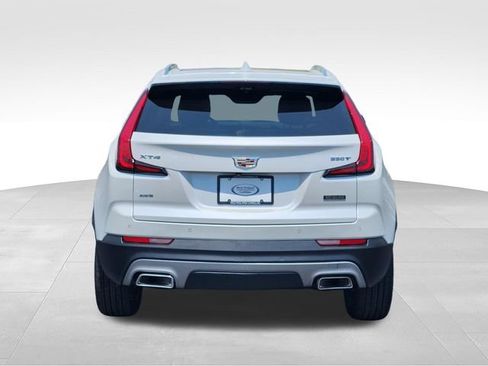 Used 2022 Cadillac XT4 Premium Luxury w/ Enhanced Visibility Package AWD/4WD image 4