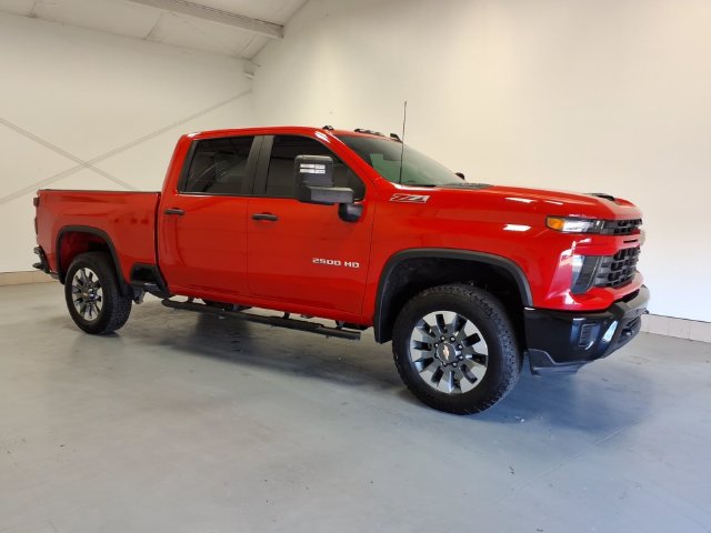 Used 2025 Chevrolet Silverado 2500 Custom w/ Custom Value Package AWD/4WD image 2