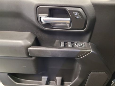 Used 2020 Chevrolet Silverado 1500 Custom Trail Boss w/ Custom Convenience Package image 24