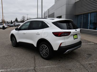 New 2024 Ford Escape SE