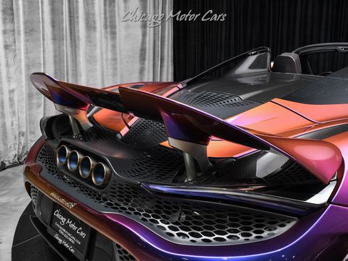 Used 2022 McLaren 765LT RWD image 52