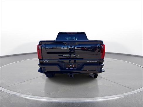 Used 2024 GMC Sierra 3500 Denali Ultimate image 7