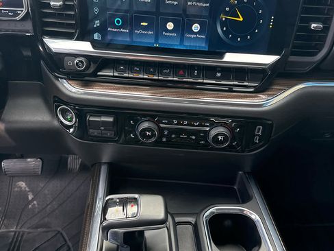 Used 2023 Chevrolet Silverado 1500 RST w/ Convenience Package II image 19