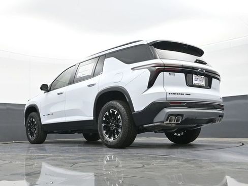 New 2026 Chevrolet Traverse Z71 w/ Driver Confidence Package AWD/4WD image 46