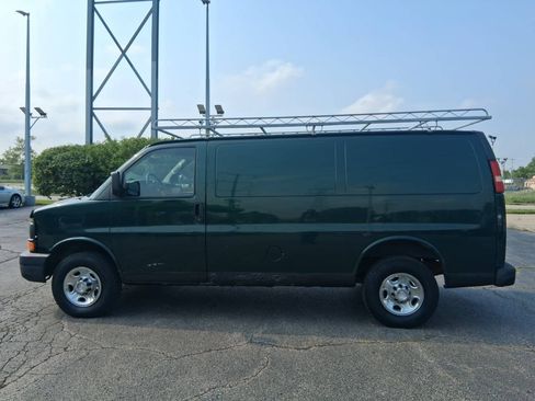 Used 2009 Chevrolet Express 3500 RWD image 5