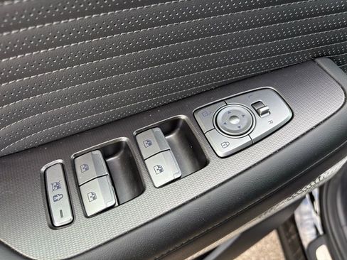 Used 2025 Hyundai Palisade Calligraphy image 24