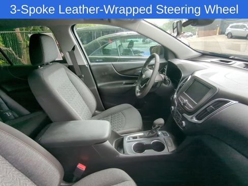 Used 2022 Chevrolet Equinox LT AWD/4WD image 11