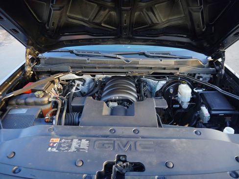 Used 2015 GMC Sierra 1500 SLT w/ SLT Crew Cab Value Package image 32