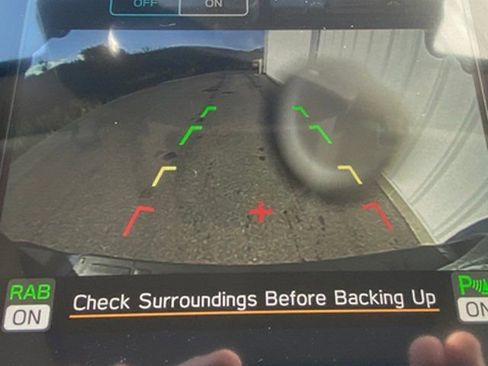 New 2025 Subaru Outback Limited image 10