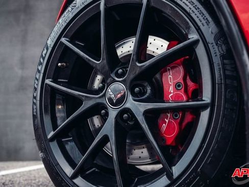 Used 2013 Chevrolet Corvette Z06 image 4