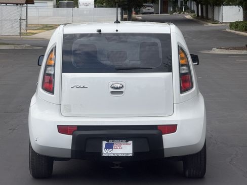 Used 2010 Kia Soul FWD image 5