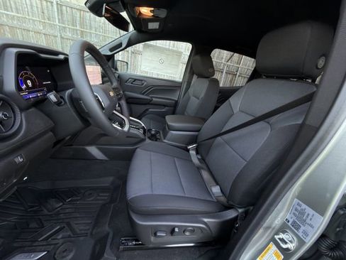 New 2026 Chevrolet Colorado W/T w/ WT Custom Package RWD image 17