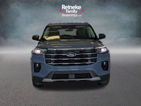 New 2026 Ford Explorer Active w/ Active Comfort Package image 2