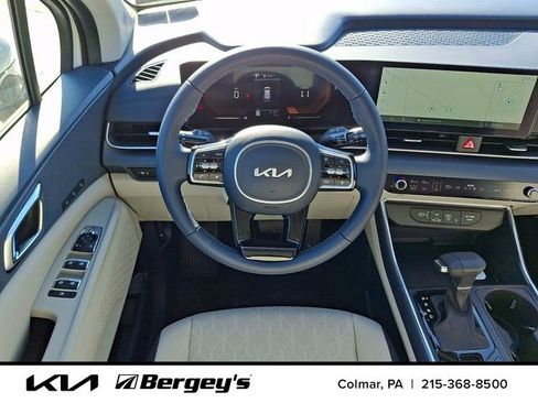 New 2026 Kia Carnival EX FWD image 10