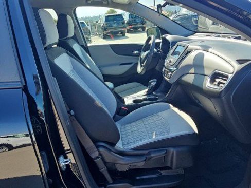 Used 2023 Chevrolet Equinox LS w/ LS Convenience Package FWD image 27