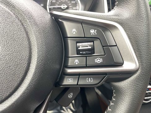 Used 2022 Subaru Forester Touring AWD/4WD image 17