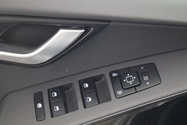 Certified 2023 Kia Niro Wind w/ Wind Preserve Package FWD image 14