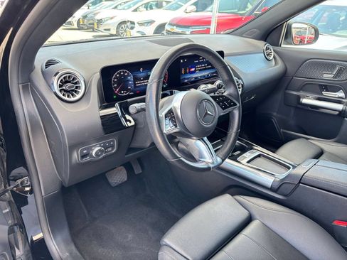 Used 2025 Mercedes-Benz GLA 250 image 35