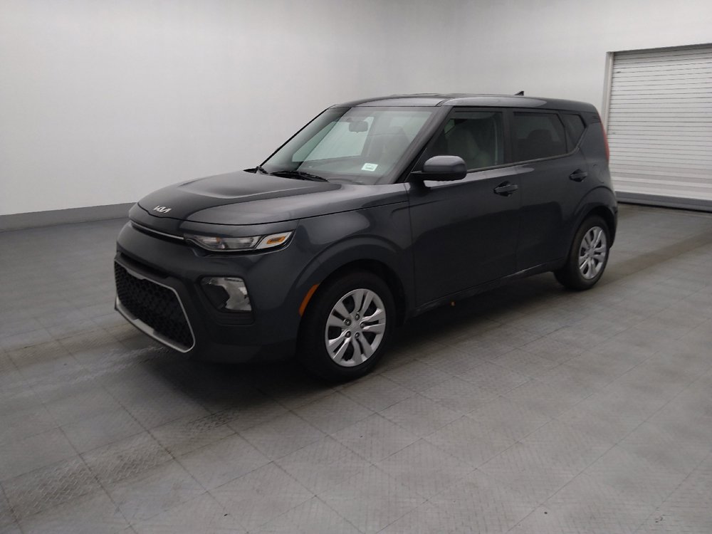 Used 2022 Kia Soul LX FWD image 2