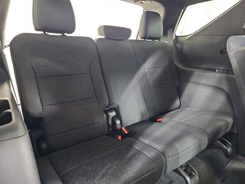 Certified 2024 Chevrolet Traverse LT w/ Trailering Package image 17