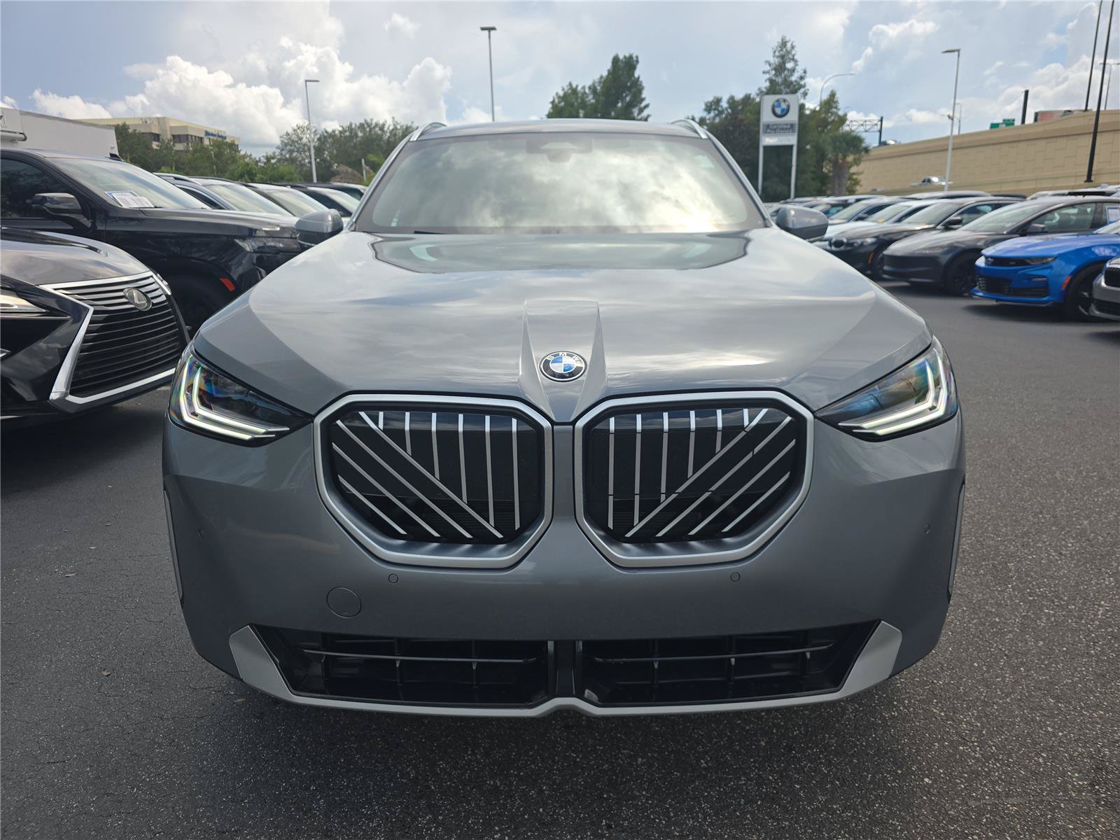 Certified 2025 BMW X3 xDrive30i w/ Convenience Package AWD/4WD image 2