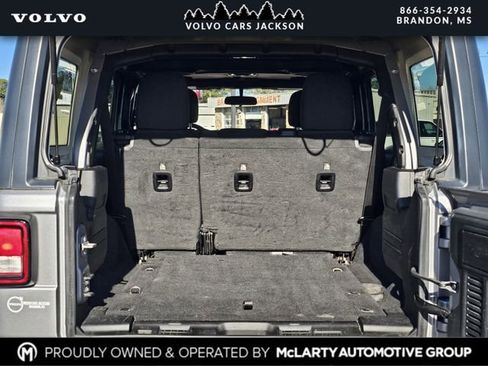 Used 2021 Jeep Wrangler Unlimited Sahara image 27