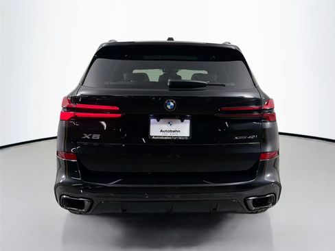 New 2026 BMW X5 xDrive40i w/ M Sport Package AWD/4WD image 6