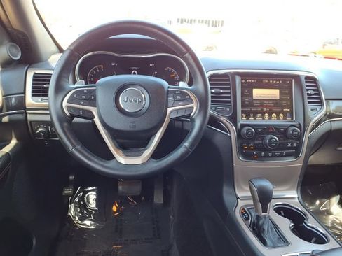 Used 2017 Jeep Grand Cherokee Limited 75th Anniversary AWD/4WD image 9