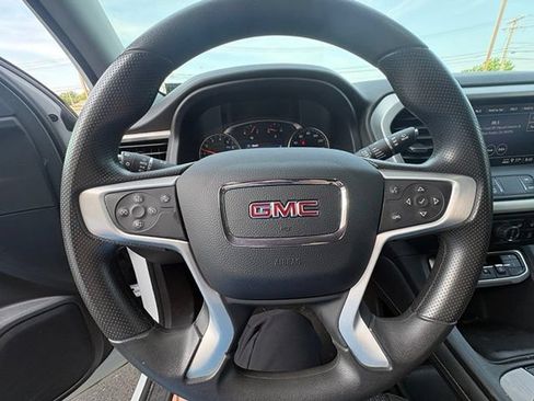 Used 2023 GMC Acadia SLE w/ Driver Convenience Package AWD/4WD image 10