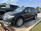 Used 2014 Lincoln MKX FWD w/ Walnut Swirl Wood Package image 3