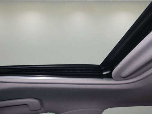 Certified 2022 Toyota RAV4 Limited AWD/4WD image 25