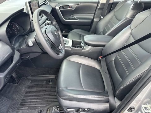 Used 2024 Toyota RAV4 XLE Premium FWD image 19