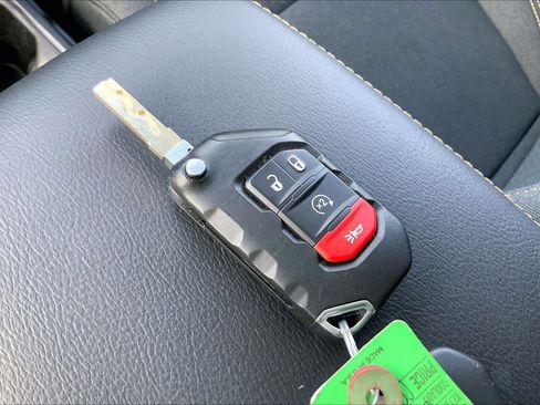 Certified 2025 Jeep Wrangler Sahara image 12