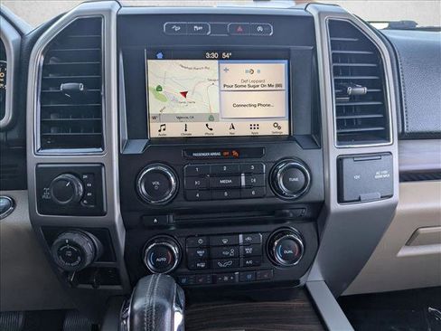 Used 2017 Ford F150 Lariat image 15