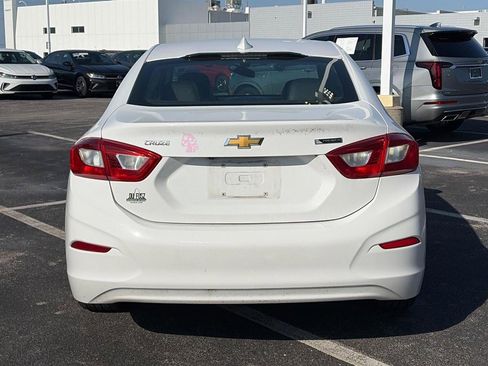 Used 2016 Chevrolet Cruze Premier FWD image 3