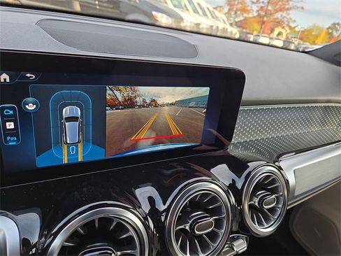 New 2026 Mercedes-Benz GLB 250 4MATIC image 12