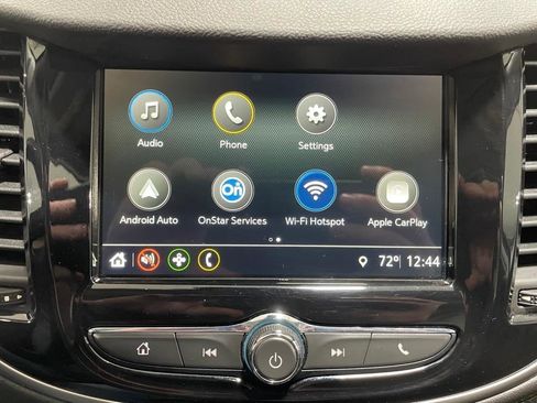 Used 2018 Chevrolet Trax LT w/ LT Convenience Package FWD image 31