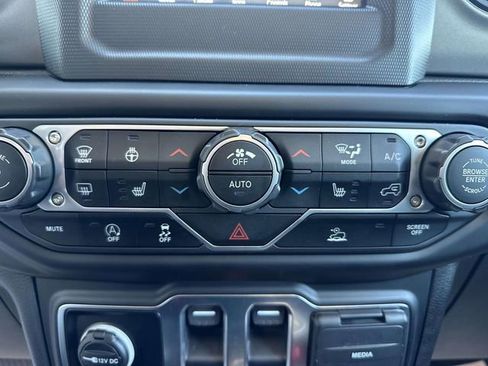 Used 2023 Jeep Wrangler Sport AWD/4WD image 60