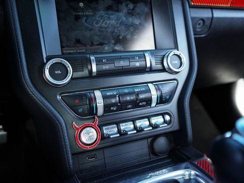 Used 2019 Ford Mustang Premium image 23