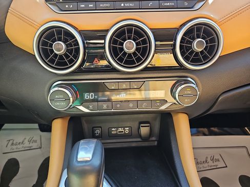 Used 2024 Nissan Sentra SV w/ SV Premium Package image 24