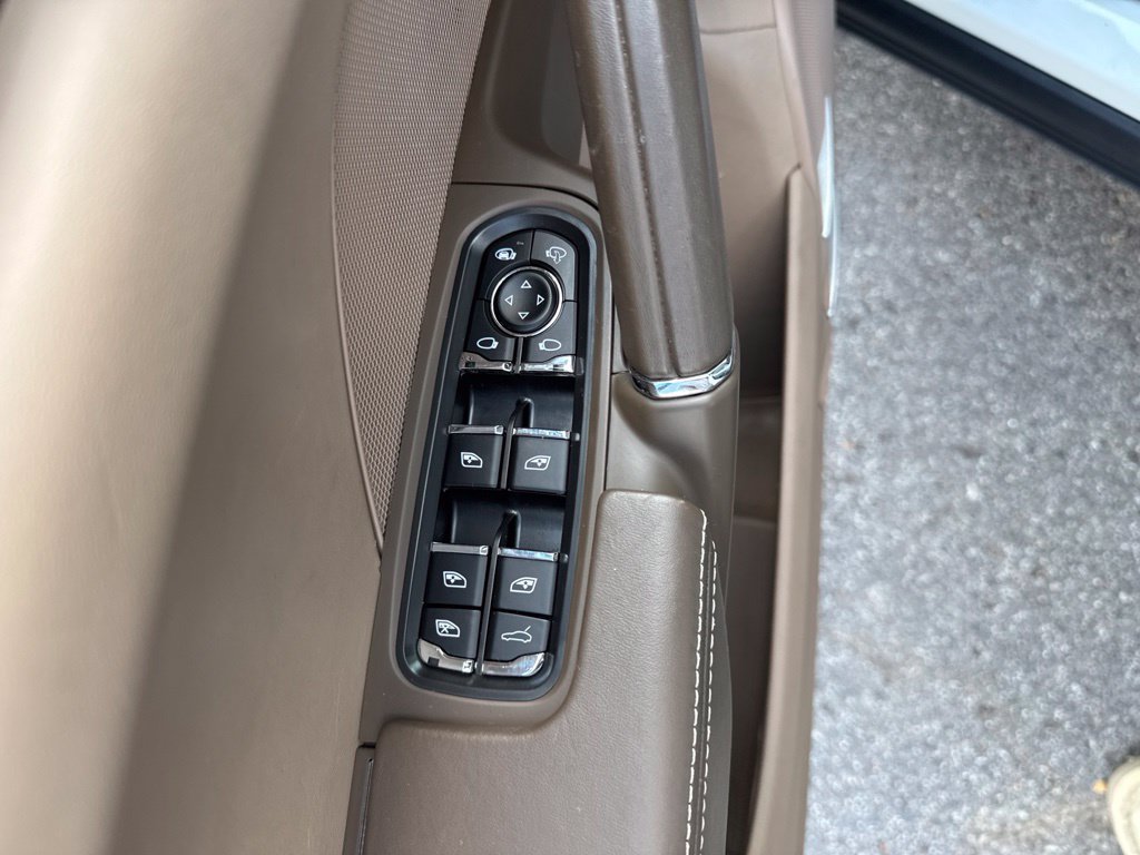 Used 2012 Porsche Cayenne AWD/4WD image 11