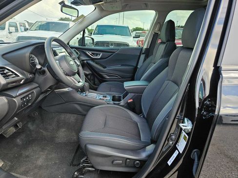 Used 2024 Subaru Forester Premium AWD/4WD image 12