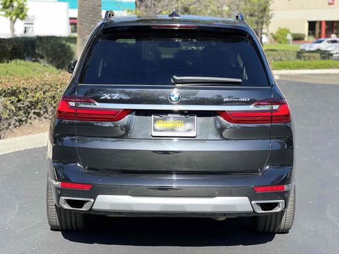 Used 2022 BMW X7 xDrive40i w/ Premium Package image 6