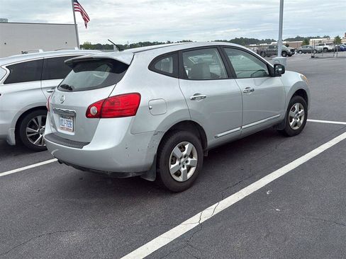 Used 2013 Nissan Rogue S FWD image 4