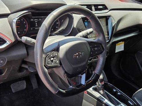Certified 2023 Chevrolet TrailBlazer RS w/ Convenience Package FWD image 16
