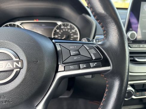 Used 2024 Nissan Altima 2.5 SR image 29