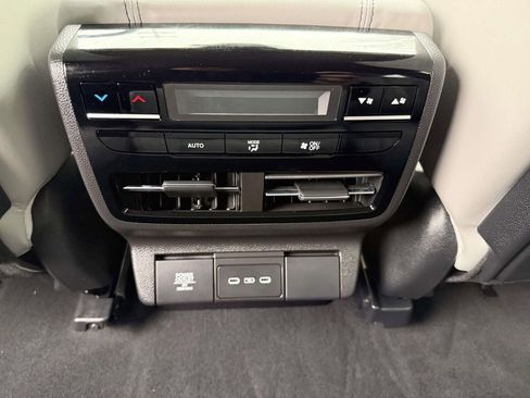 Certified 2025 Acura MDX Technology Package image 16