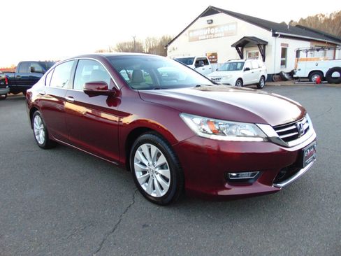 Used 2013 Honda Accord Touring image 36
