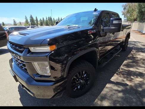 Used 2022 Chevrolet Silverado 2500 LTZ w/ LTZ Plus Package AWD/4WD image 3