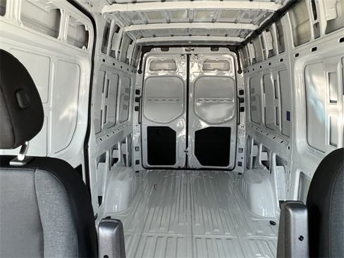 New 2024 Mercedes-Benz Sprinter 144 Cargo image 4
